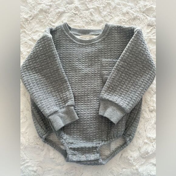 Winnie + Krew Gray Waffle Knit Jumpsuit One Piece Snap Long Sleeve Size 12-18m - Picture 1 of 5